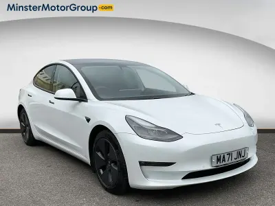 Używany Tesla Model 3 Long Range AWD 366 kW (498 KM) 2021 Biały Sedan/Limuzyna