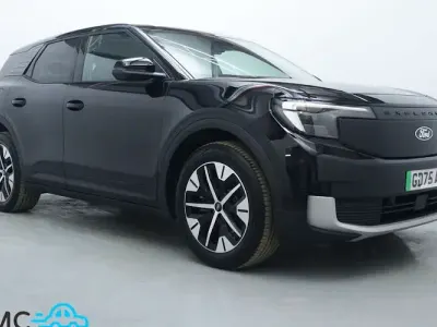 Usado Ford Explorer Style 125 kW (170 HP) 2025 Preto SUV