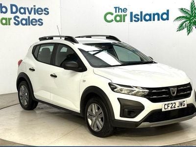 Used Dacia Sandero Essentiel 91 HP (66 kW) 2022 White Hatchback