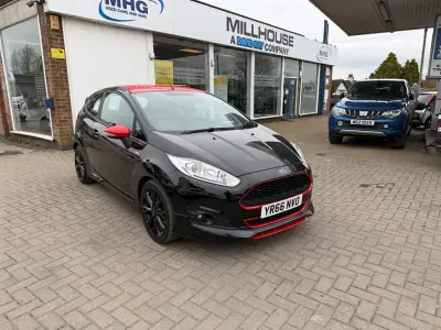 Used Ford Fiesta ST-Line 140 HP (102 kW) 2016 Black Hatchback