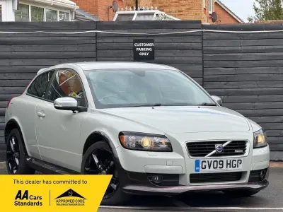 Used Volvo C30 R-Design 2009 White Hatchback