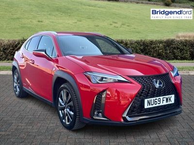 Lexus UX 250h