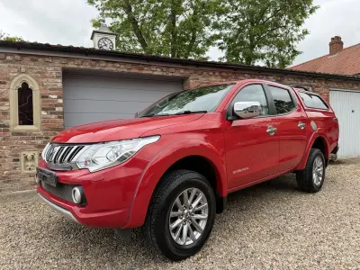 Begagnad Mitsubishi L200