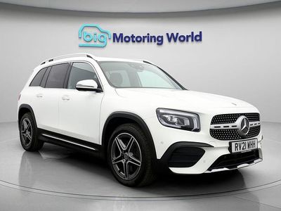 Mercedes GLB220