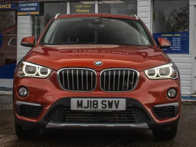 Begagnad BMW X1 xLine 192 HK (141 kW) 2018 Orange SUV