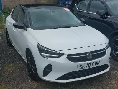 Used Vauxhall Corsa 100 HP (73 kW) 2020 White Hatchback