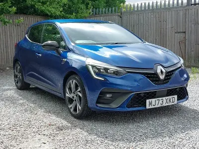 Used Renault Clio V RS Line 90 HP (66 kW) 2023 Blue Hatchback