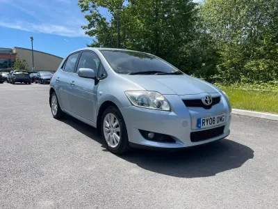 Used Toyota Auris