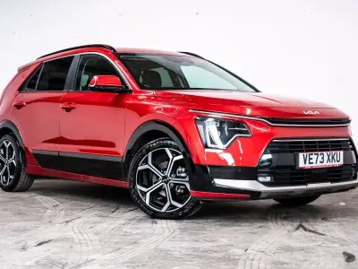 Used Kia Niro 180 HP (132 kW) 2024 Red SUV