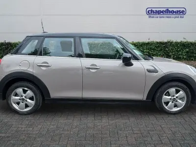 Używany Mini Cooper Classic 2022 Szary Hatchback