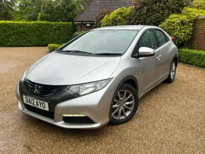 Second-hand Honda Civic SE 100 CP (73 kW) 2012 Argintiu Hatchback