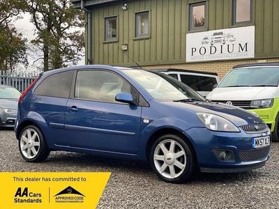 Blue Used 2007 Ford Fiesta Zetec Hatchback | £2,490 (Fair price)