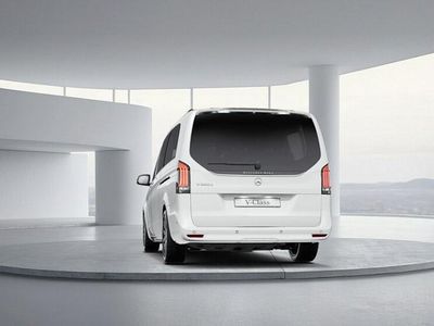 New Mercedes V220 Premium 163 HP (119 kW) 2025 MPV
