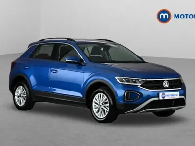 Used VW T-Roc Life 150 HP (110 kW) 2023 Blue SUV