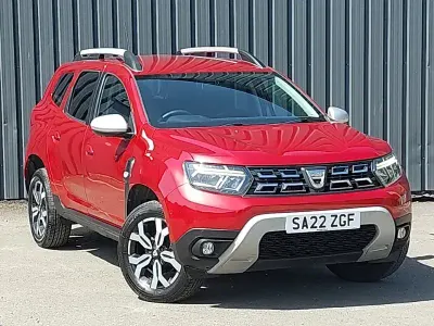 Used Dacia Duster Prestige 100 HP (73 kW) 2022 Red SUV