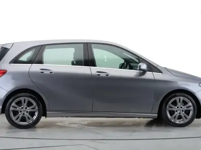 Used Mercedes B180 Exclusive 2018 Grey Hatchback
