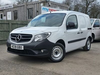 Mercedes Citan 109