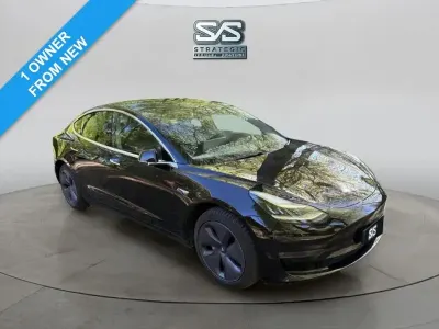 Używany Tesla Model 3 Standard Range Plus 239 kW (325 KM) 2019 Czarny Sedan/Limuzyna