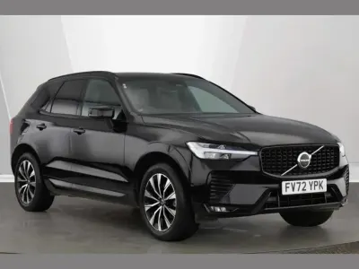 Begagnad Volvo XC60 Plus 194 HK (142 kW) 2023 Svart SUV