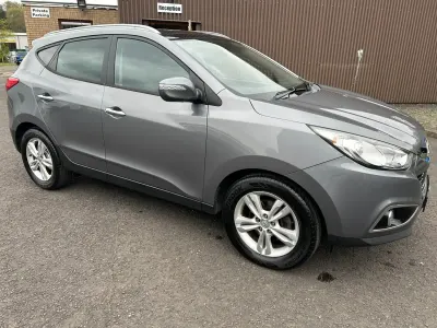 Usado Hyundai ix35 Premium 115 HP (84 kW) 2013 Cinzento SUV