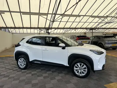 Used Toyota Yaris Cross 111 HP (81 kW) 2023 White SUV