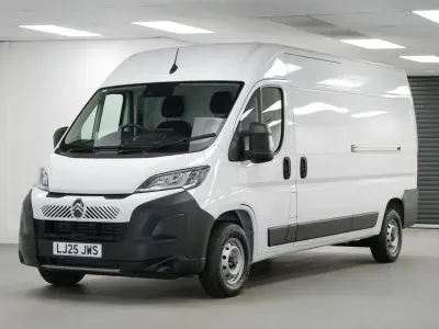 New Citroën Relay 140 HP (102 kW) 2025 White Van