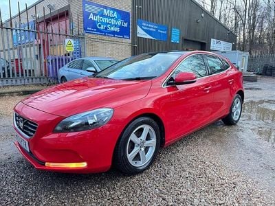 Used Volvo V40 SE 2013 Red Hatchback