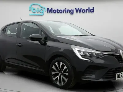 Gebraucht Renault Clio V Evolution 145 PS (106 kW) 2023 Schwarz Kleinwagen