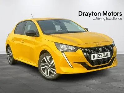 Używany Peugeot 208 Allure+ 100 KM (73 kW) 2023 Żółty Hatchback
