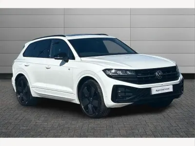 Used VW Touareg Black Edition 286 HP (210 kW) 2024 Pure white SUV