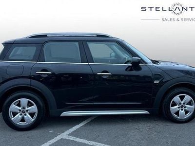 Used Mini Cooper Countryman Classic 134 HP (98 kW) 2022 Black SUV