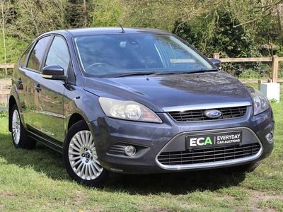 Used Ford Focus Titanium 2009 Grey Hatchback