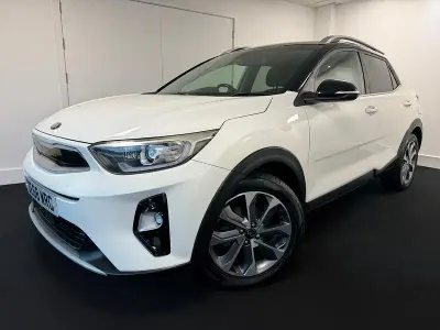 Used Kia Stonic 2018 White SUV