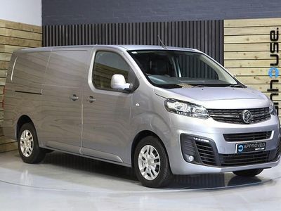 Second-hand Vauxhall Vivaro Sportive 100 CP (73 kW) 2019 Gri Monovolum