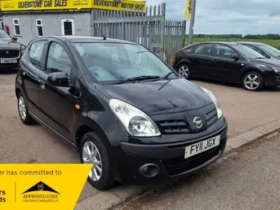 Begagnad Nissan Pixo N-TEC 68 HK (50 kW) 2011 Svart Halvkombi