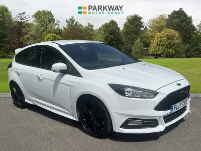 Used Ford Focus ST 2017 White Hatchback
