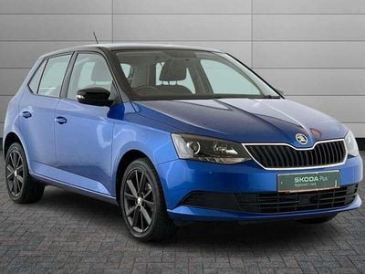 Used Skoda Fabia Colour Edition 90 HP (66 kW) 2017 Blue Hatchback