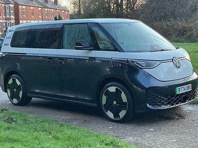 White Used 2024 VW ID. Buzz Pro MPV | £42,499