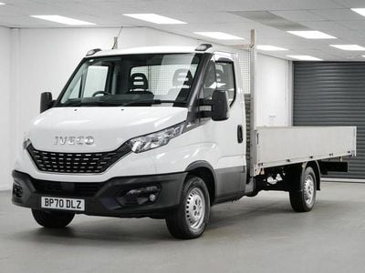 Begagnad Iveco Daily 140 HK (102 kW) 2021 Vit Cab