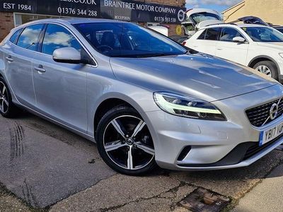 Used Volvo V40 R-Design 120 HP (88 kW) 2019 Hatchback