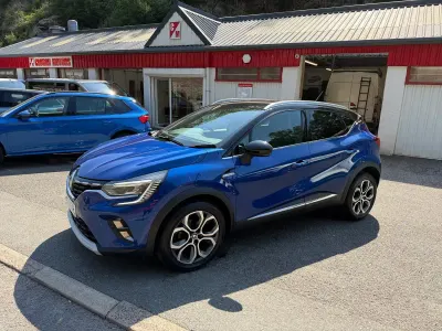 Used Renault Captur SE 2022 Blue SUV