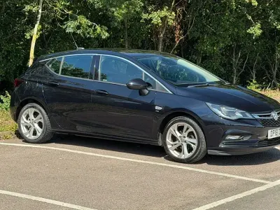 Used Vauxhall Astra SRi 100 HP (73 kW) 2018 Blue Hatchback