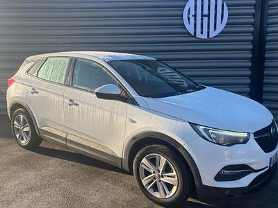 White Used 2019 Vauxhall Grandland X S SUV | £8,250 (Good price)