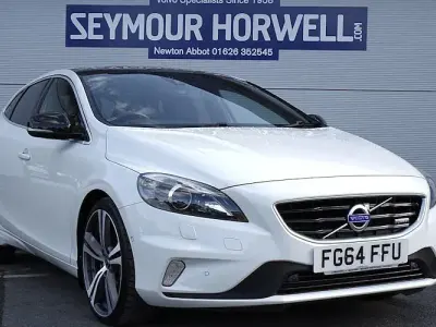 Used Volvo V40 R-Design 245 HP (180 kW) 2014 White Hatchback