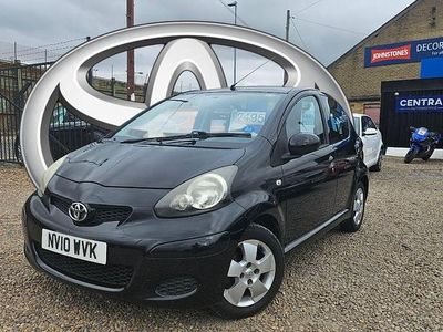 Black Used 2010 Toyota Aygo Hatchback | £2,295 (Fair price)