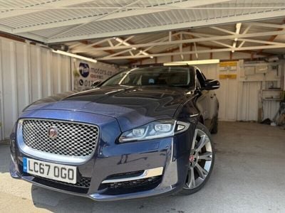 Jaguar XJ