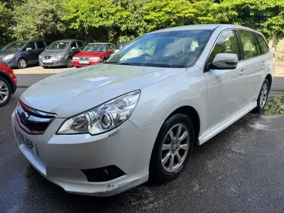Used Subaru Legacy 2011 White Estate
