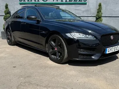 Used Jaguar XF R-Sport 179 HP (131 kW) 2020 Sedan