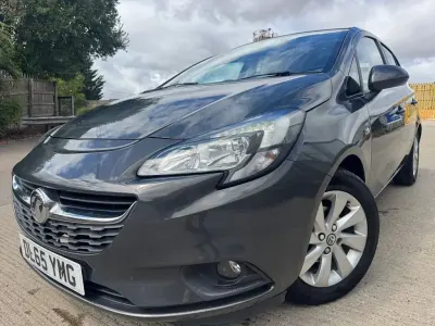 Used Vauxhall Corsa Design Edition 70 HP (51 kW) 2015 Grey Hatchback