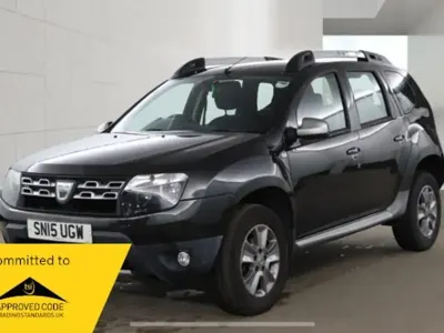 Used Dacia Duster Lauréate 110 HP (80 kW) 2015 Black SUV